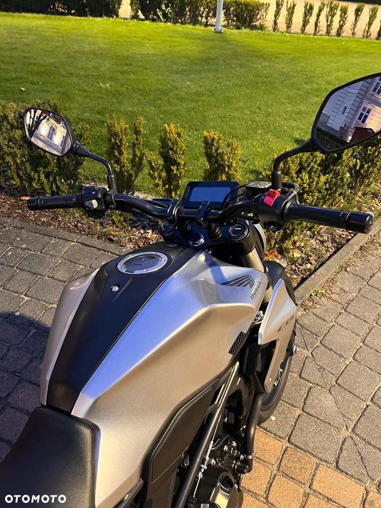 Honda CB - 28