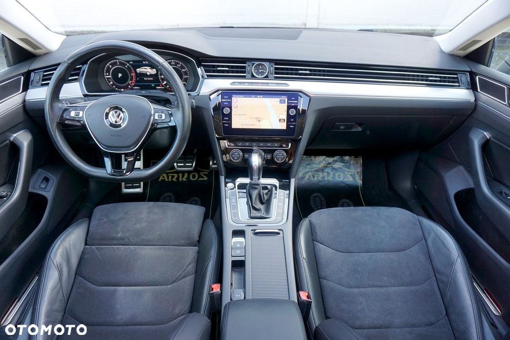 Volkswagen Arteon 2.0 TDI SCR DSG Elegance - 2