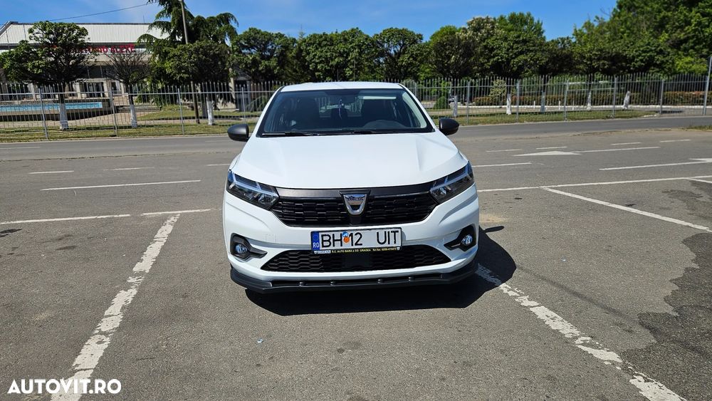 Dacia Logan TCe 90 Essential - 14