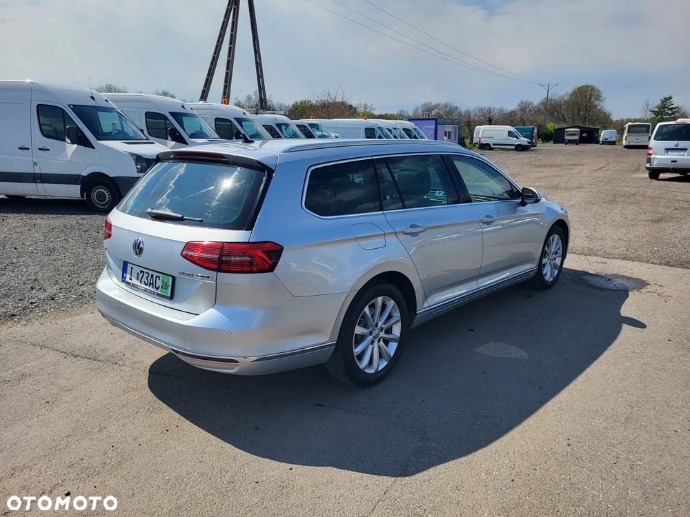 Volkswagen Passat 2.0 TDI SCR DSG Highline - 4