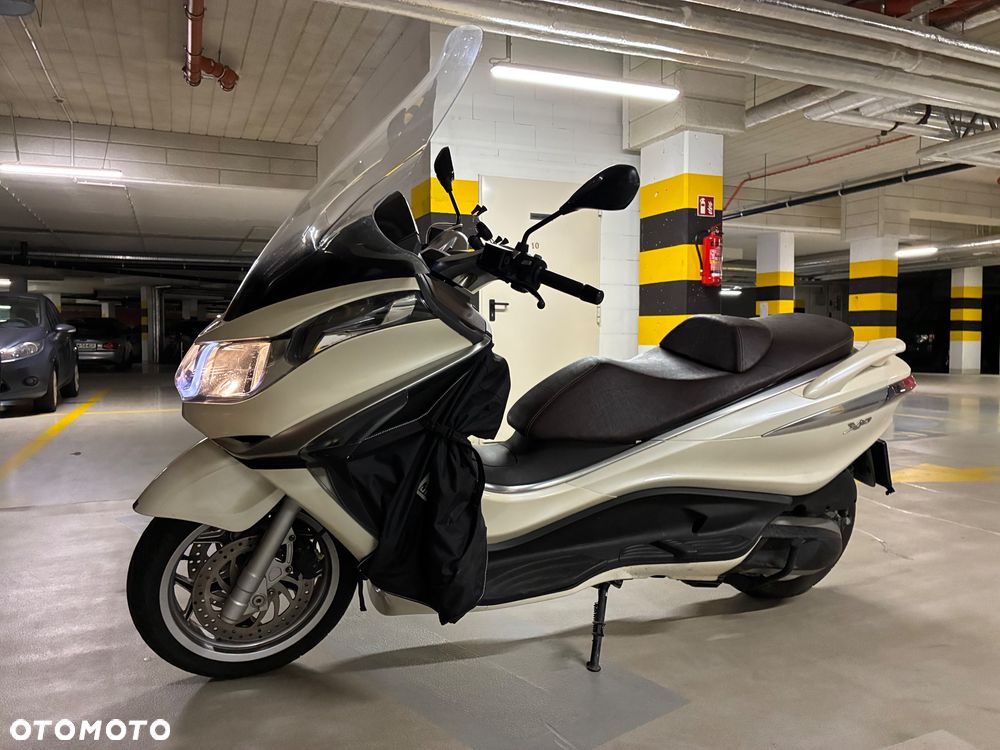 Piaggio X10 - 10