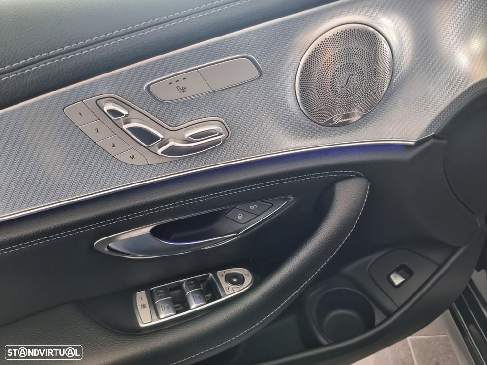 Mercedes-Benz E 300 e Station - 24