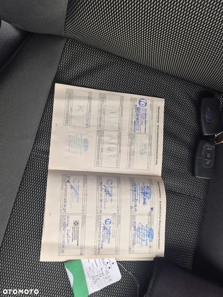 Ford Kuga 2.0 TDCi 2x4 Trend - 15