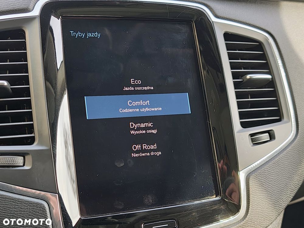 Volvo XC 90 T5 AWD Geartronic Momentum - 21