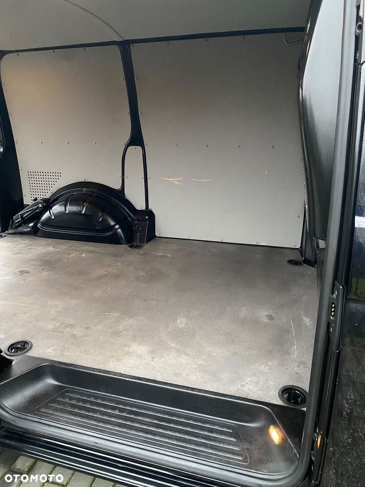 Volkswagen Transporter L1H1 DSG - 9