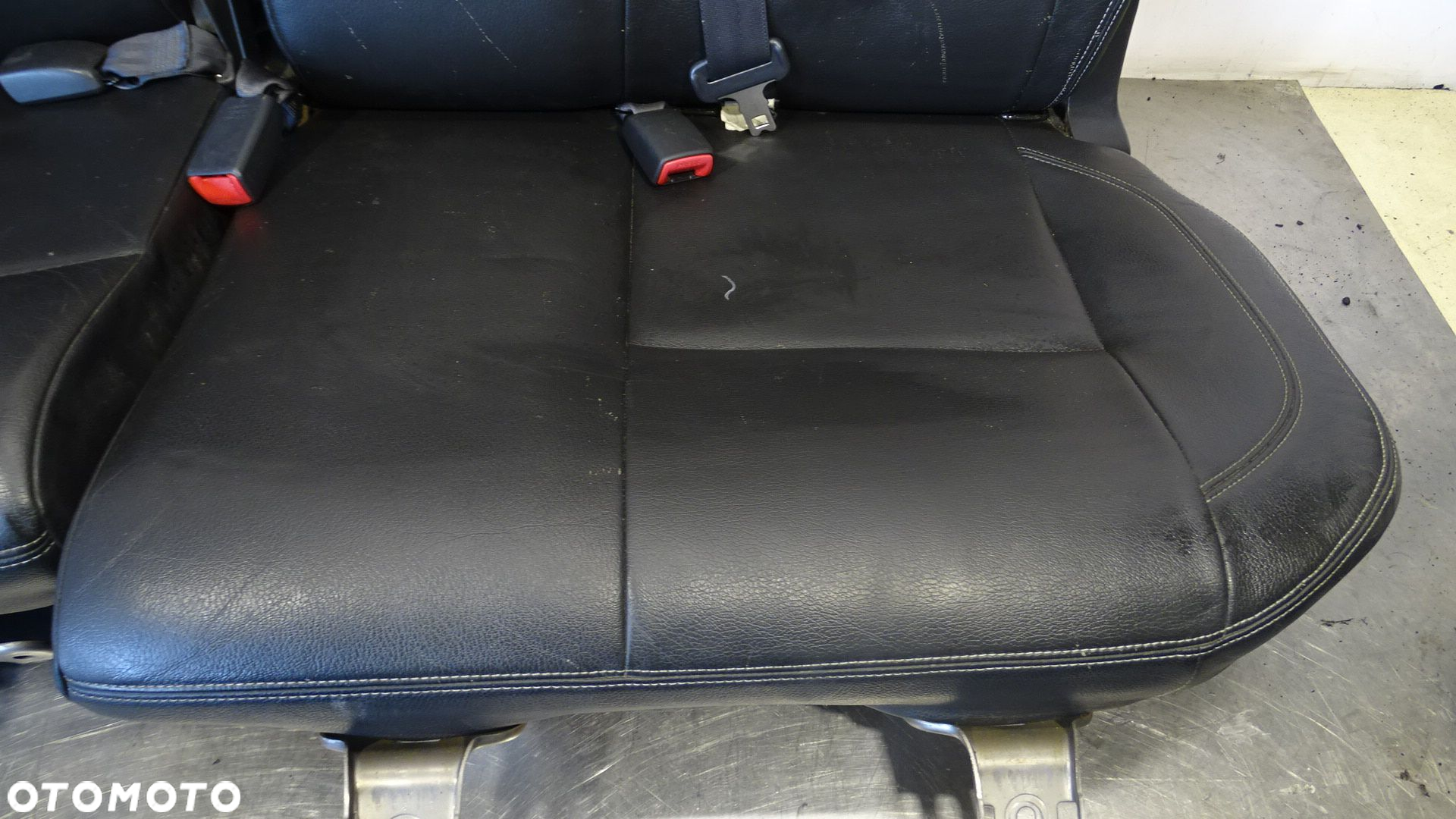 FOTELE KOMPLET SKÓRA FIAT SEDICI 1.9 - 3