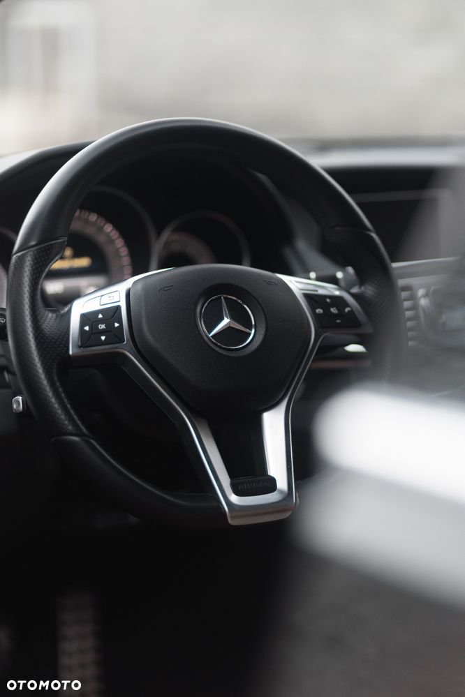 Mercedes-Benz Klasa E - 26