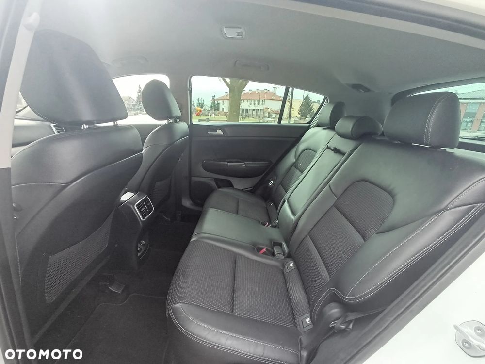 Kia Sportage 1.6 GDI 2WD Spirit - 11