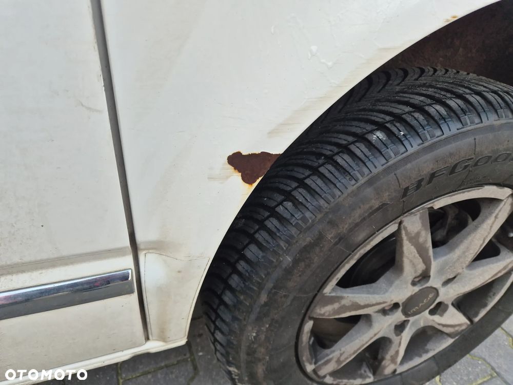 Volkswagen Multivan - 16