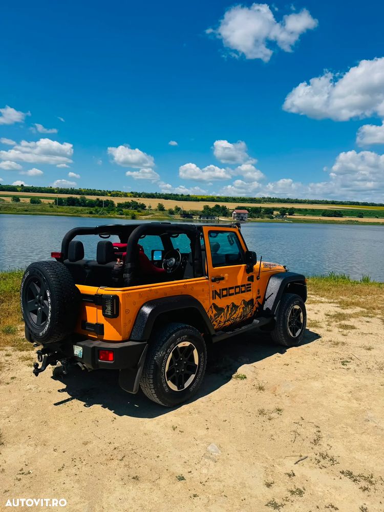 Jeep Wrangler - 2