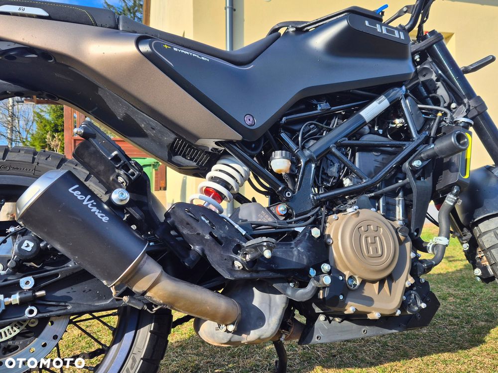 Husqvarna Svartpilen - 8