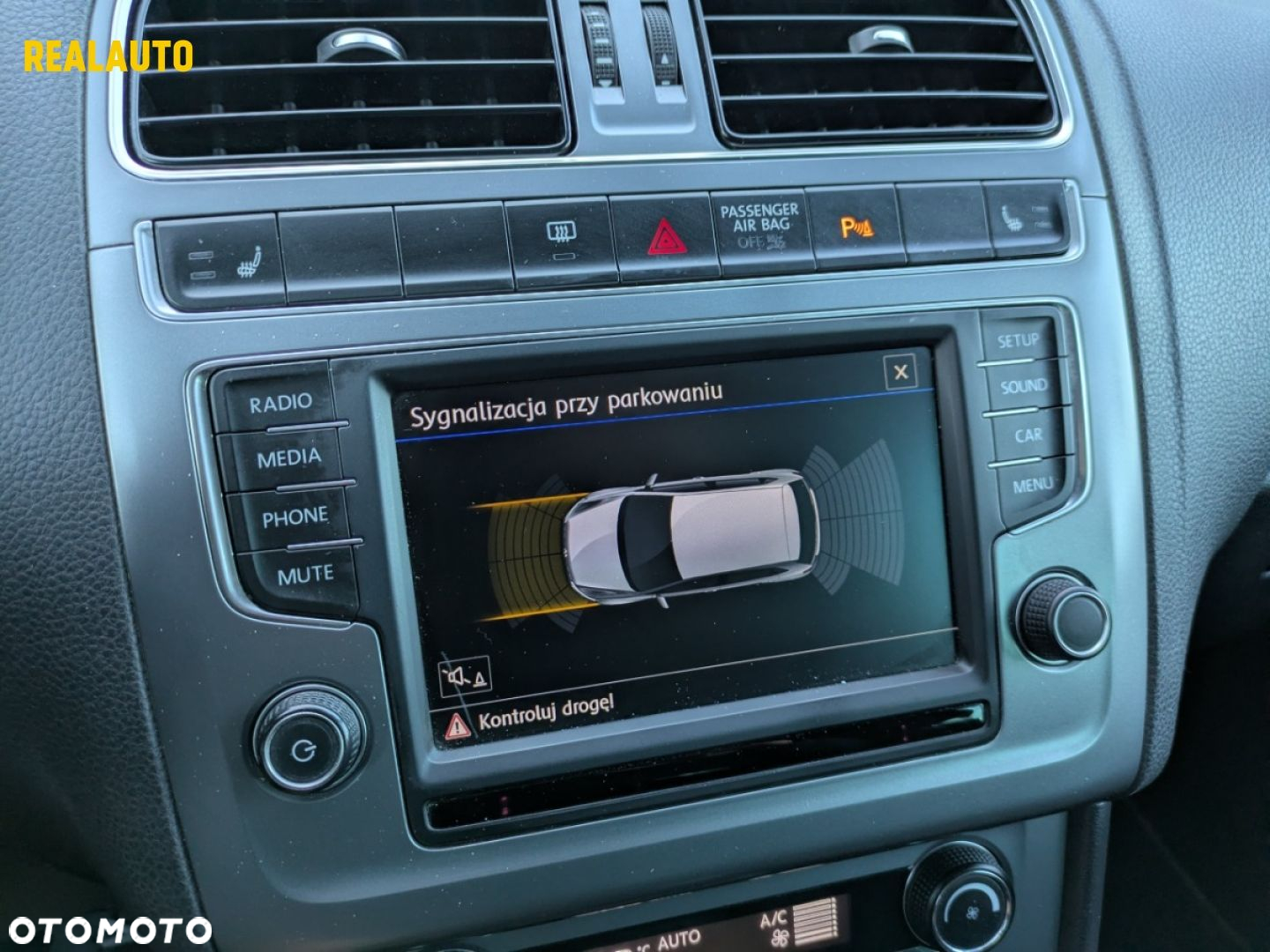 Volkswagen Polo - 11