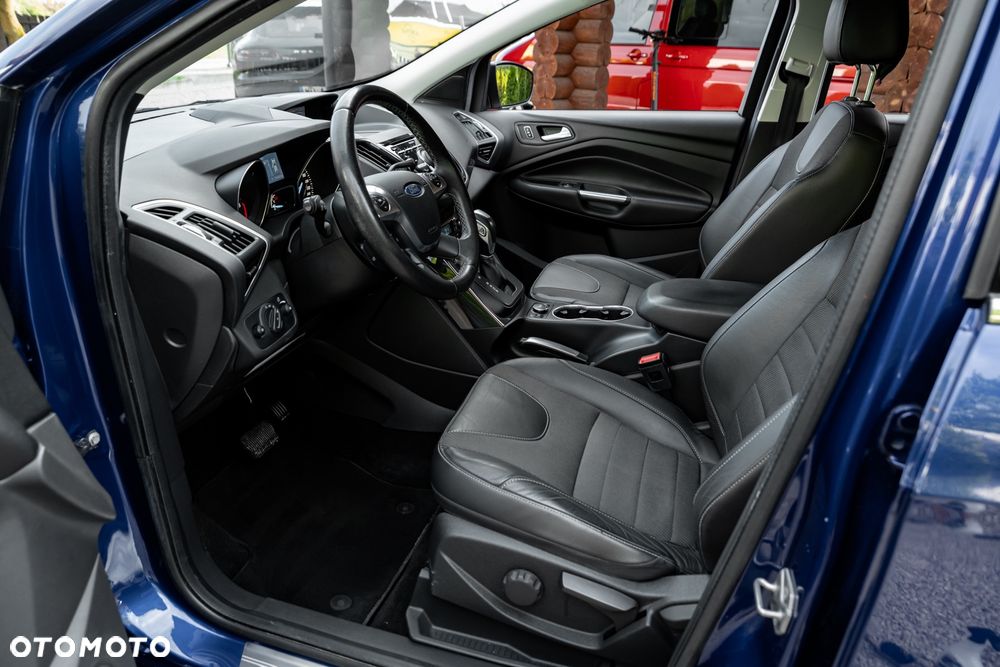 Ford Kuga 2.0 TDCi 4x4 Titanium - 16