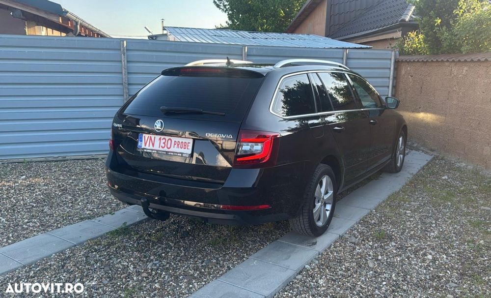 Skoda Octavia 2.0 TDI DSG Style - 4