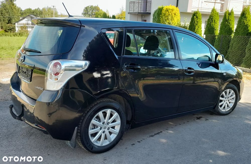Toyota Corolla Verso 1.6 - 19