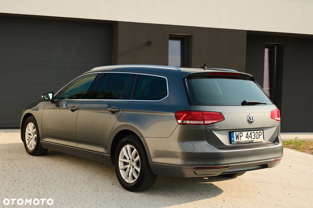 Volkswagen Passat 2.0 TDI BMT Comfortline - 14