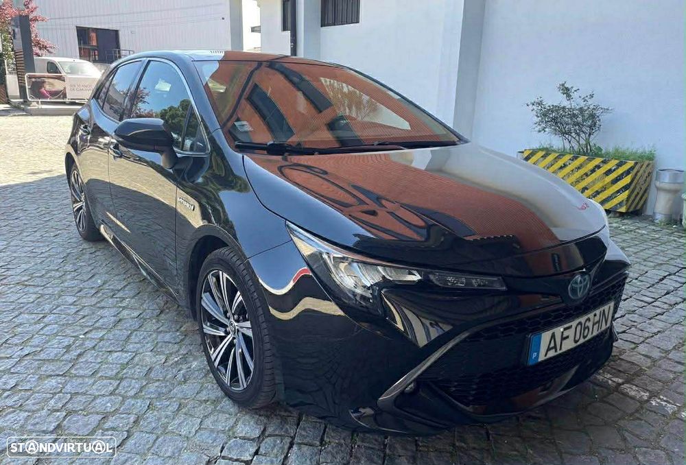 Toyota Corolla 1.8 Hybrid Comfort+P.Sport - 2