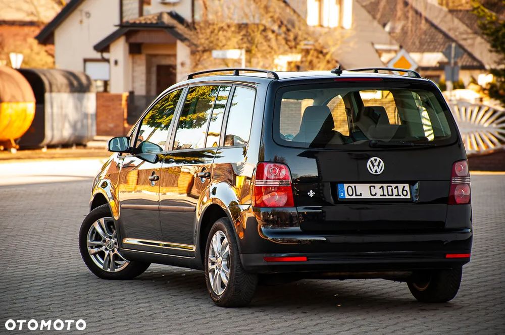 Volkswagen Touran 1.9 TDI United - 17