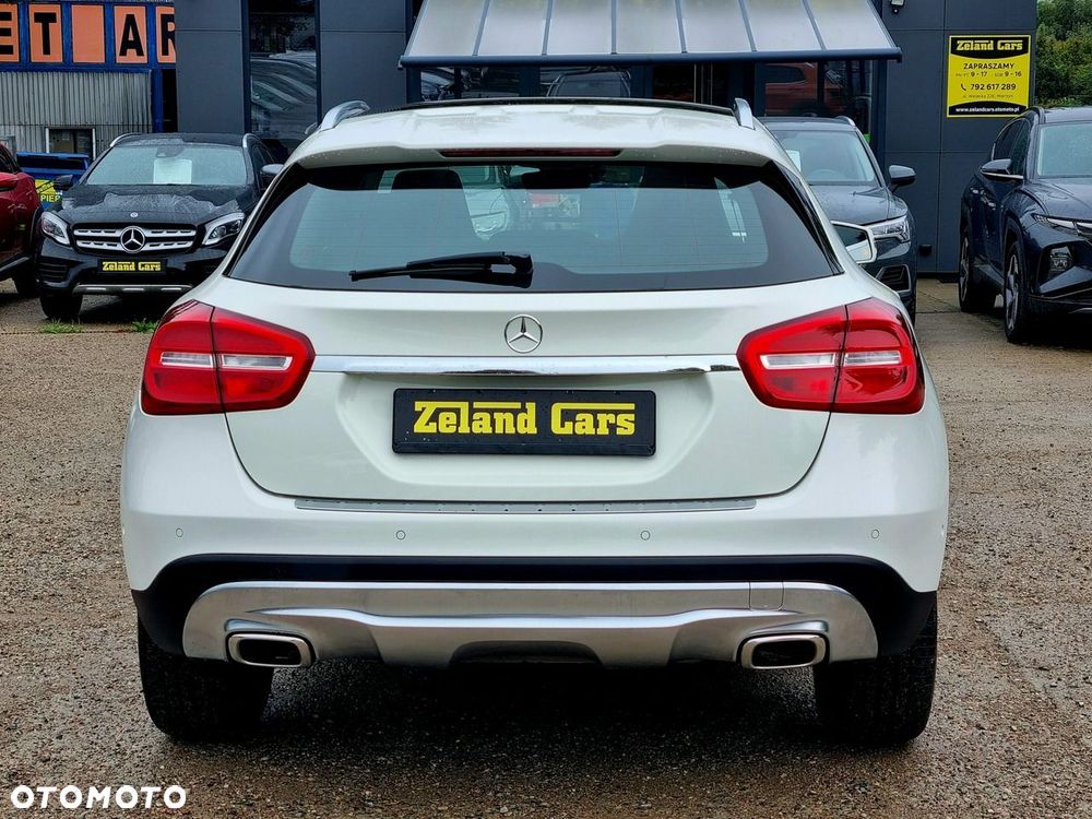 Mercedes-Benz GLA 200 7G-DCT - 6