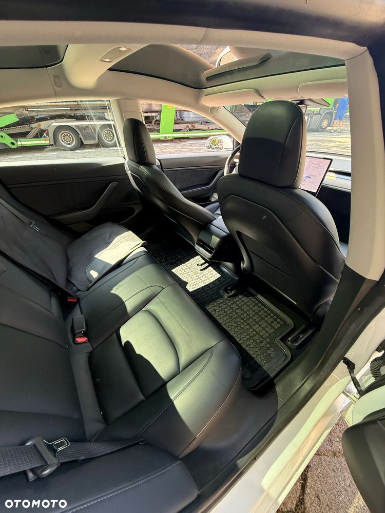 Tesla Model 3 Performance AWD - 7