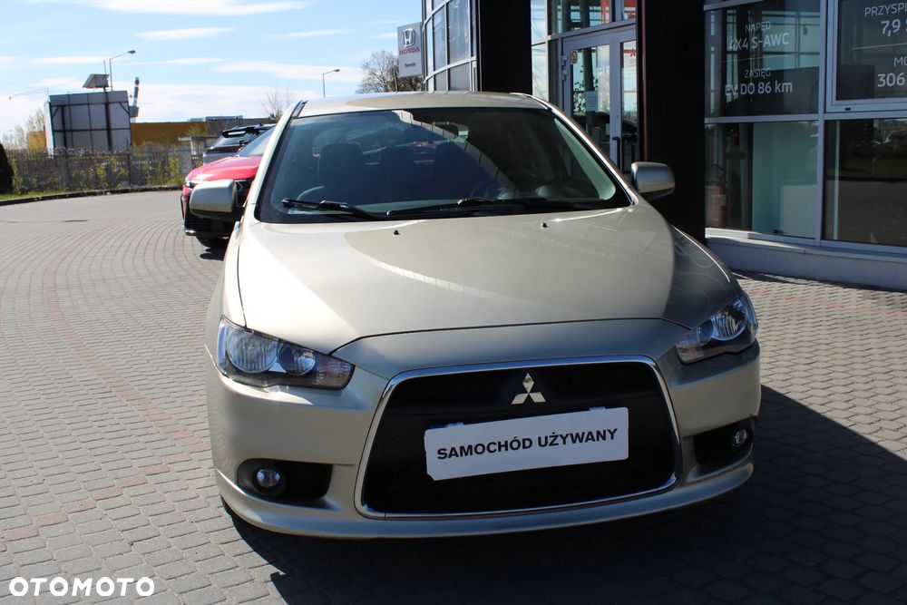 Mitsubishi Lancer 1.8 Invite - 2