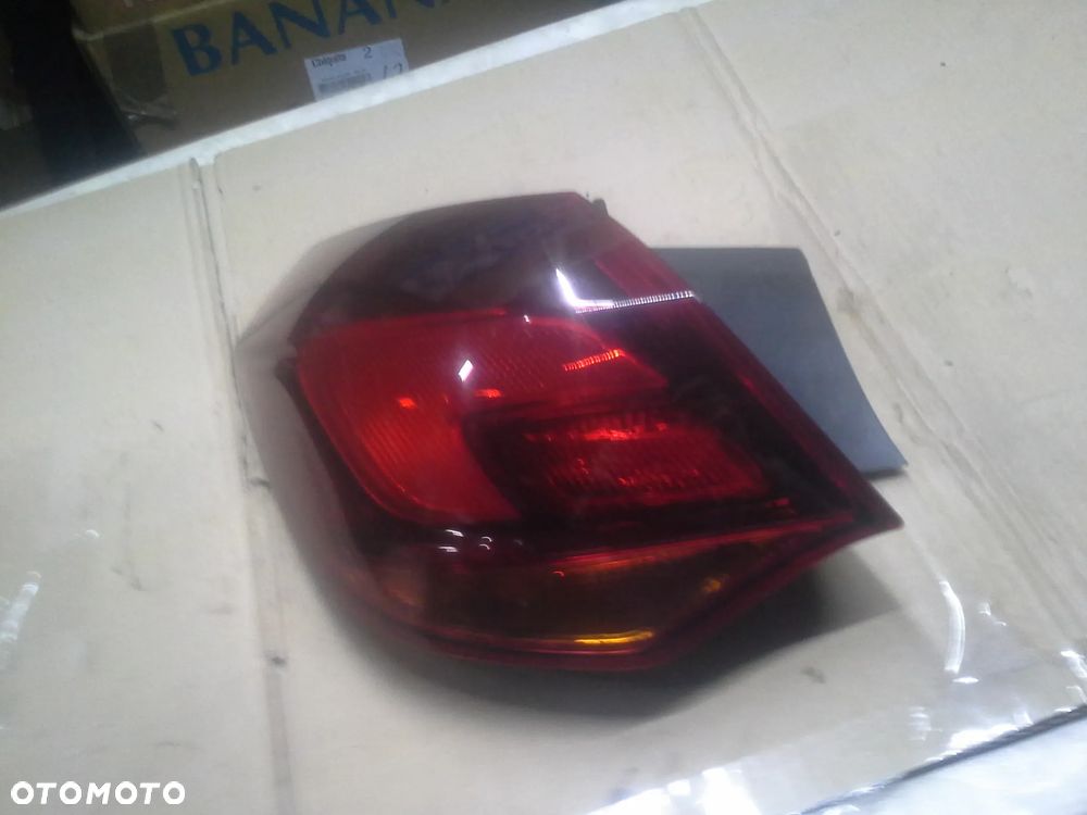 Opel Astra J IV 5D HB lampy tylne w błotnik i klapę EU - 1