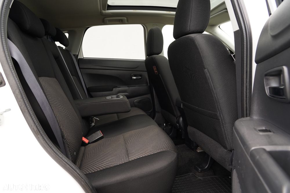 Mitsubishi ASX 1.8 DI-D 4WD Intense - 14