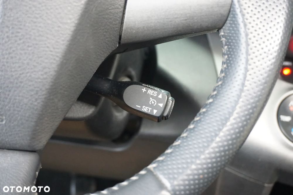 Toyota RAV4 2.2 D-4D 4x4 - 35