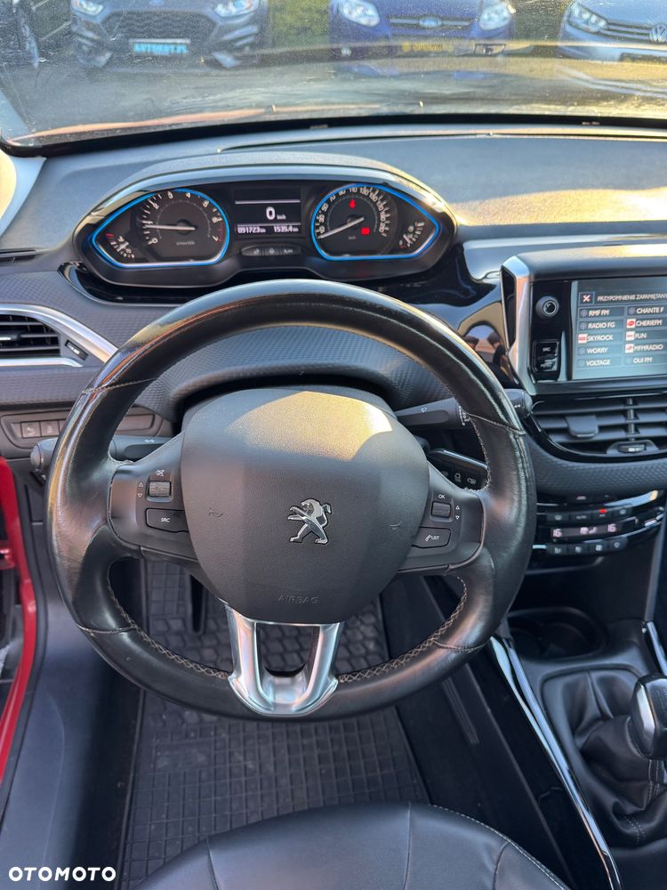 Peugeot 2008 PureTech 110 Style - 21