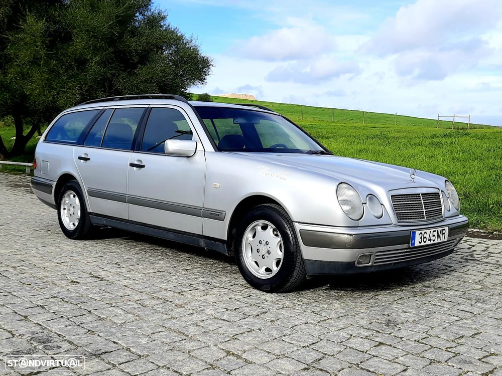 Mercedes-Benz E 220 CDI Elegance - 3