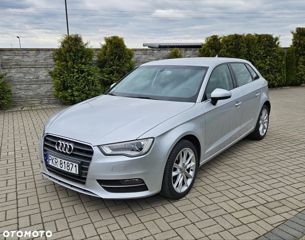 Audi A3 Sportback 1.4 TFSI S tronic Attraction - 4