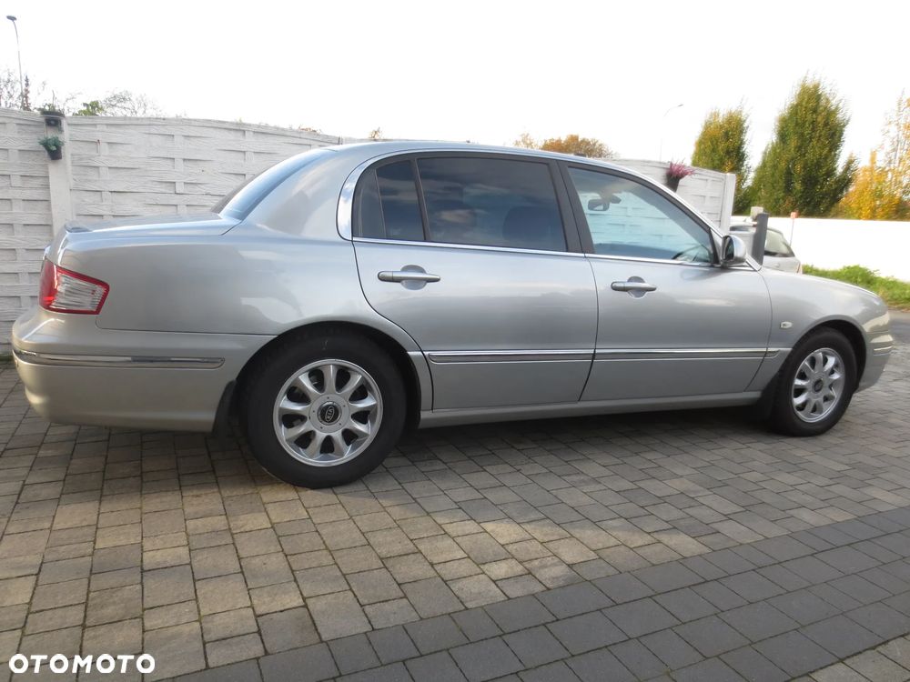 Kia Opirus 3.5 V6 Executive - 17