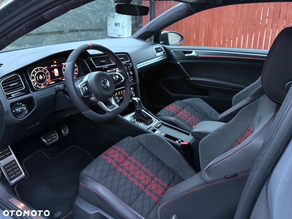 Volkswagen Golf 2.0 TSI GTI TCR DSG - 30