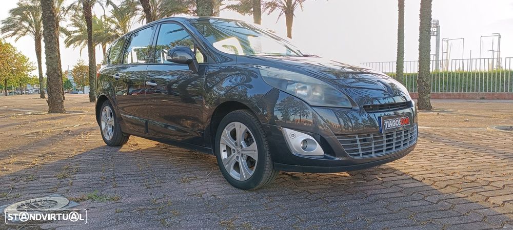 Renault Grand Scénic - 7