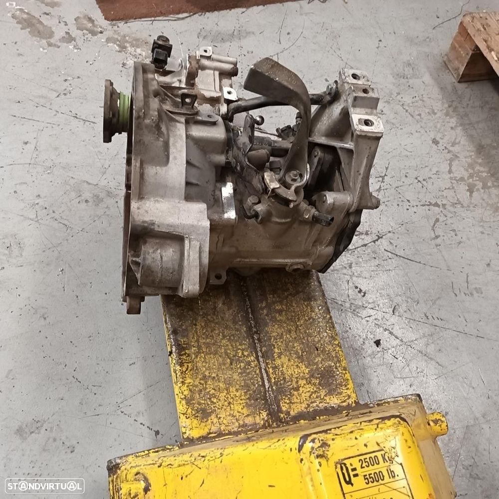 CAIXA VELOCIDADES SEAT TOLEDO II 2000 -EGS - 1