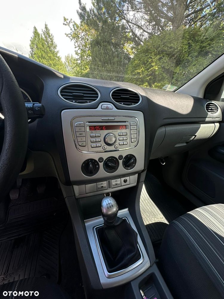 Ford Focus 1.8 TDCi Trend - 11
