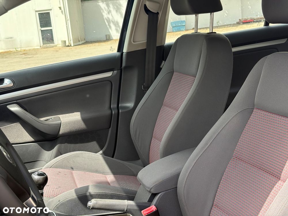 Volkswagen Golf 1.4 TSI Tour - 18