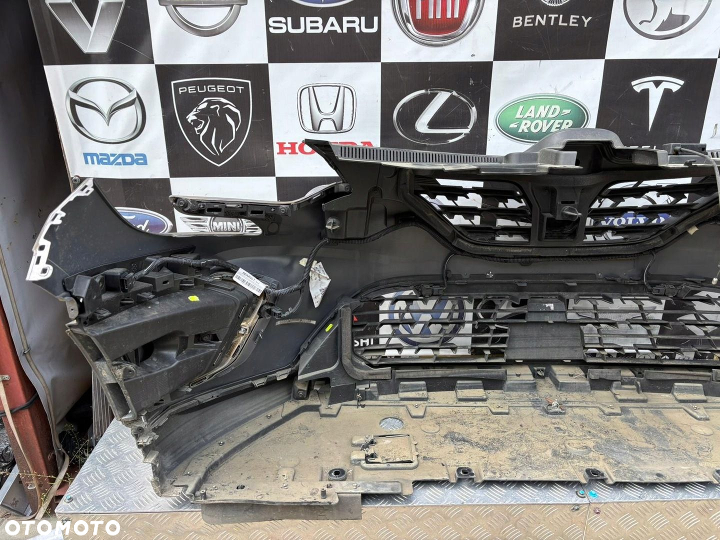 RENAULT CAPTUR II ZDERZAK PRZÓD KOMPLETNY BIXNK - 12