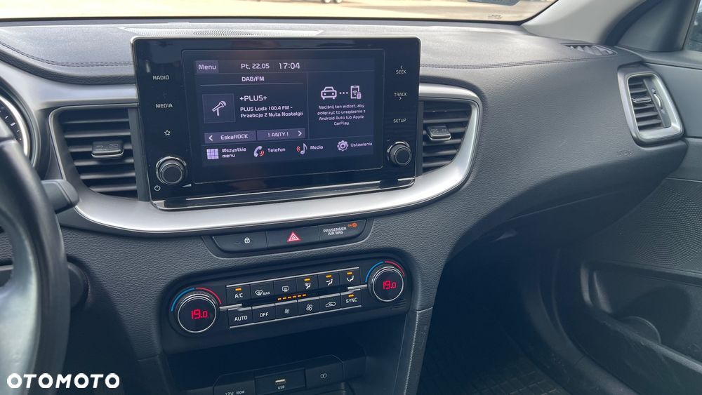 Kia Ceed 1.5 T-GDI M - 12