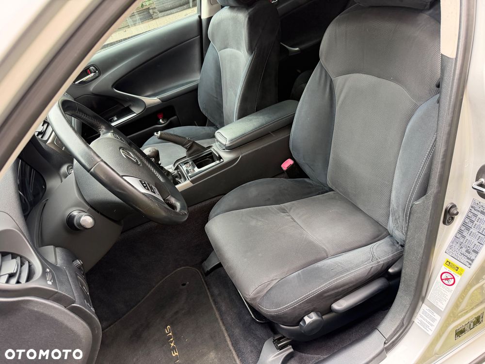 Lexus IS 200 D Classic - 6