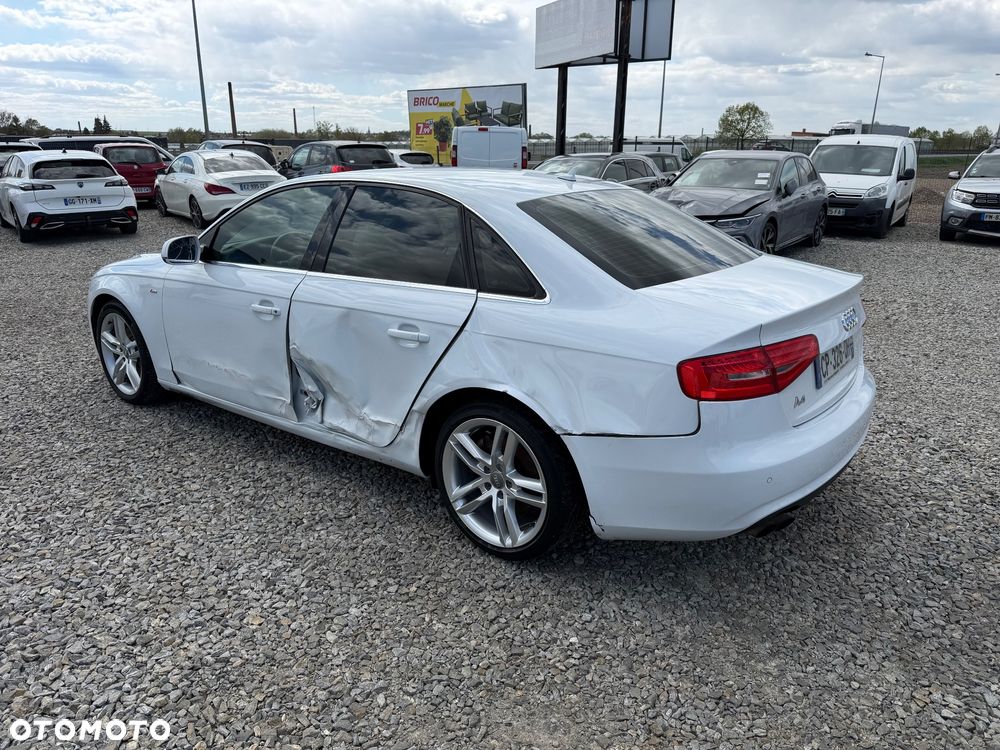 Audi A4 Limousine 2.0 TFSI quattro S tronic S line Sportpaket - 5