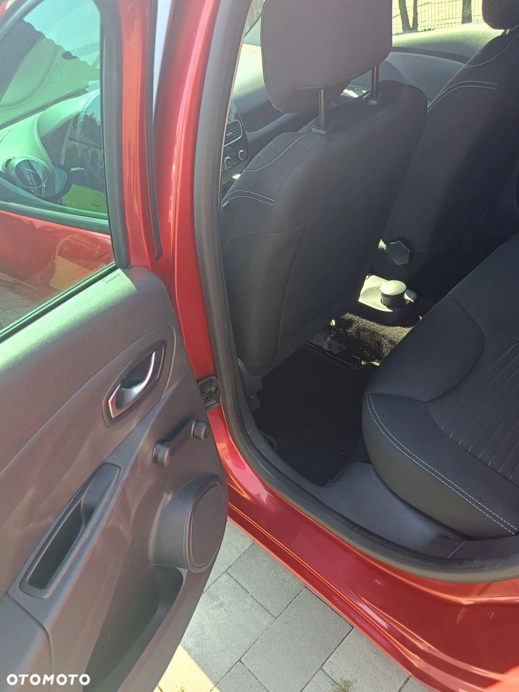 Renault Clio 0.9 Energy TCe Limited - 16