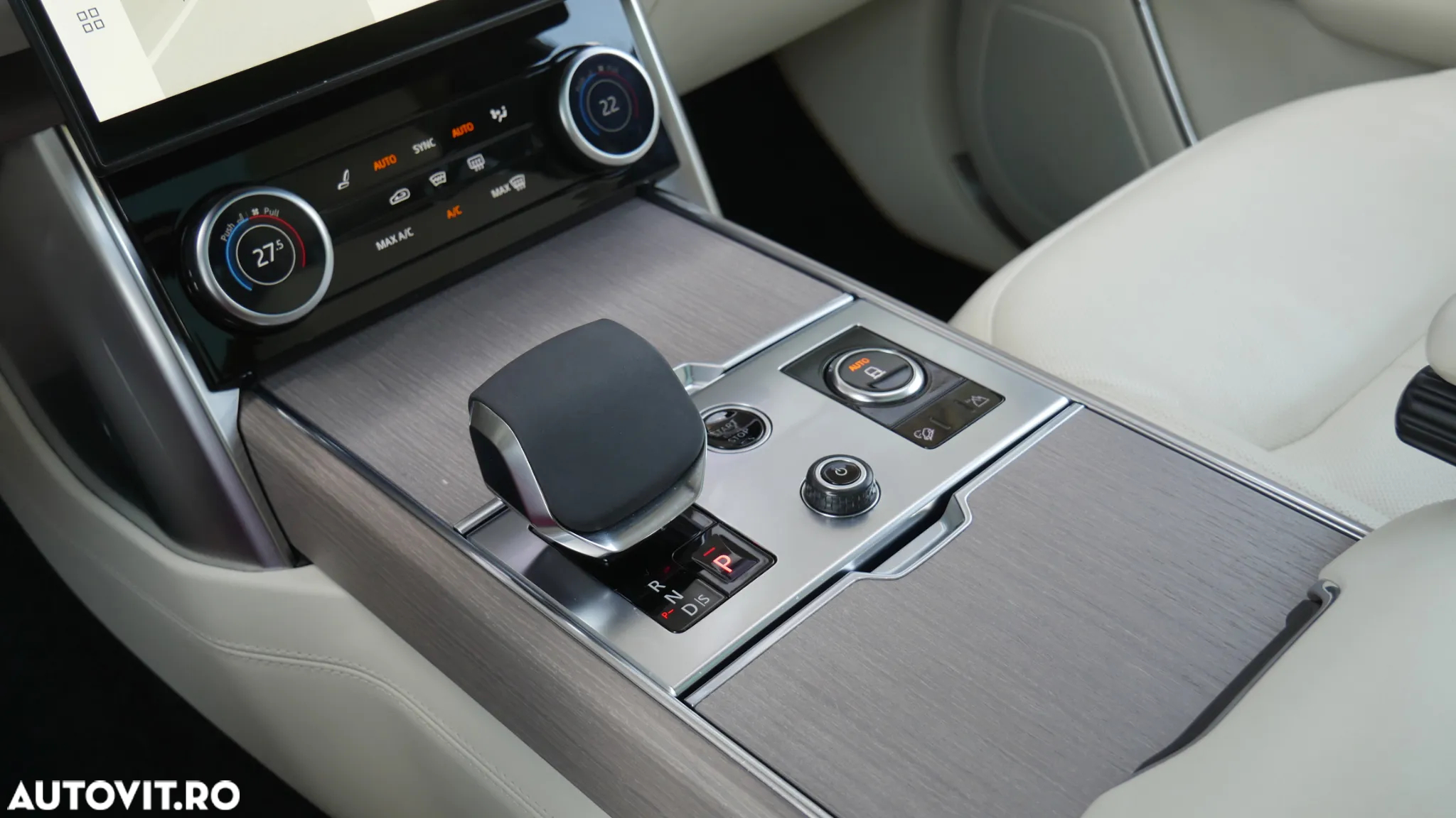 Land Rover Range Rover - 25
