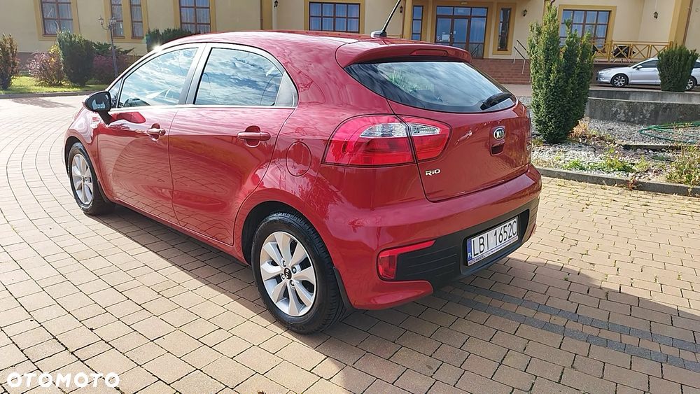 Kia Rio - 3