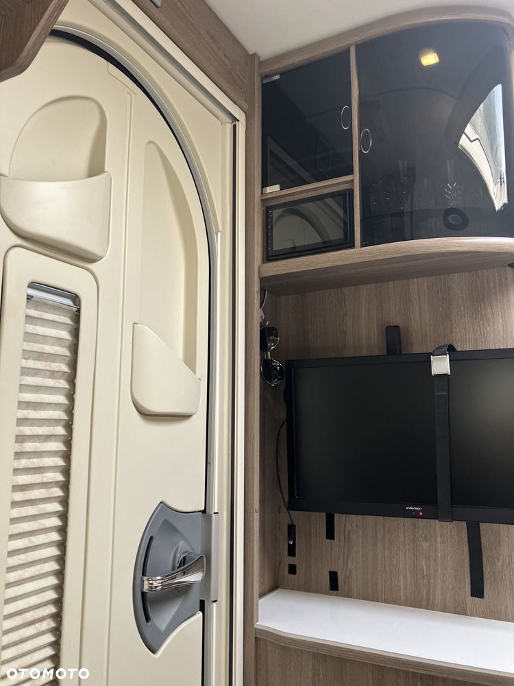 Kabe ROYAL 560 XL KS - 17