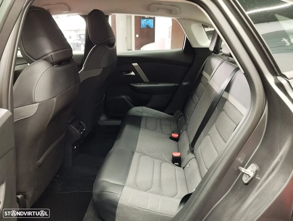 Citroën C4 X 1.2 PureTech Feel Pack EAT8 - 12