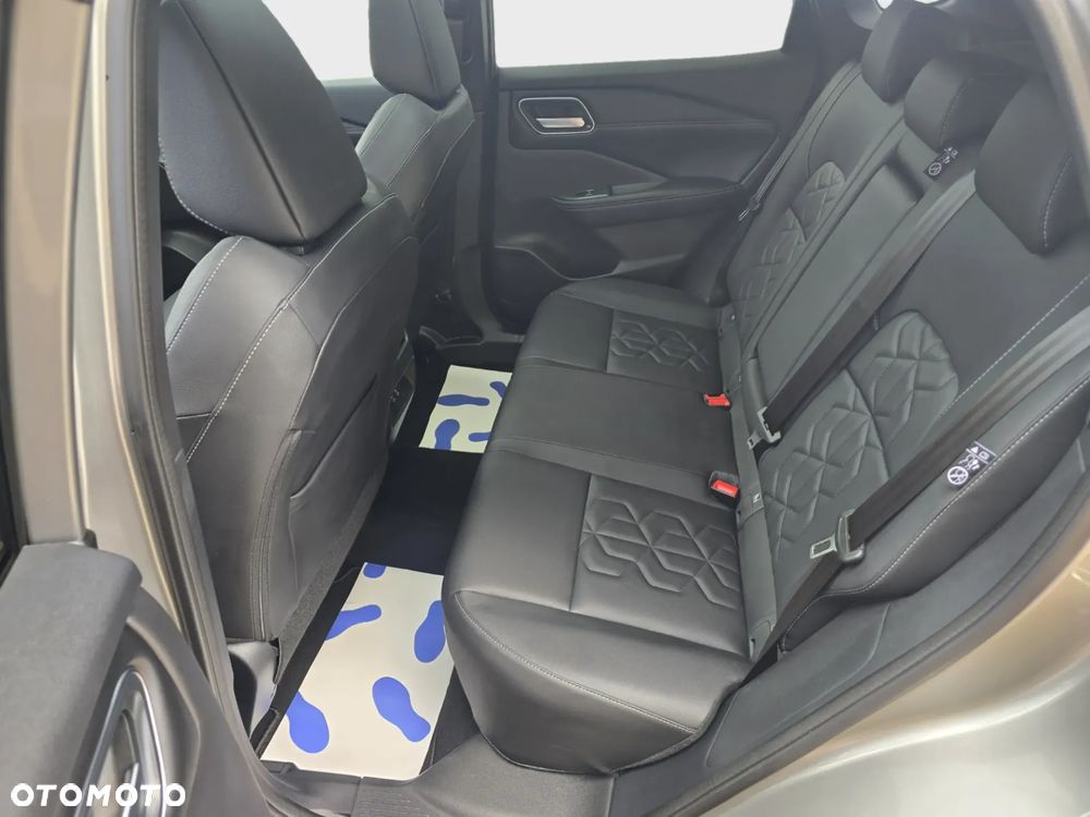 Nissan Qashqai 1.3 DIG-T MHEV Xtronic Tekna - 13
