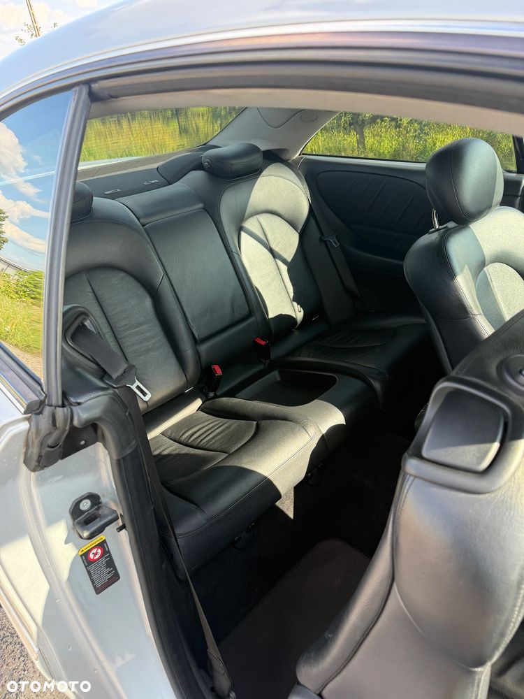 Mercedes-Benz CLK 350 Avantgarde - 17