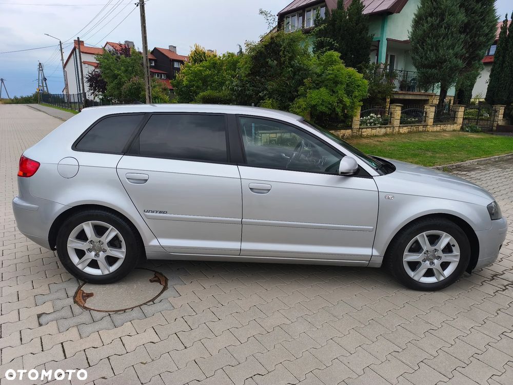 Audi A3 Sportback - 6