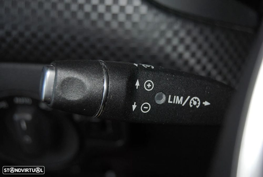 Mercedes-Benz A 180 d Urban Aut. - 32
